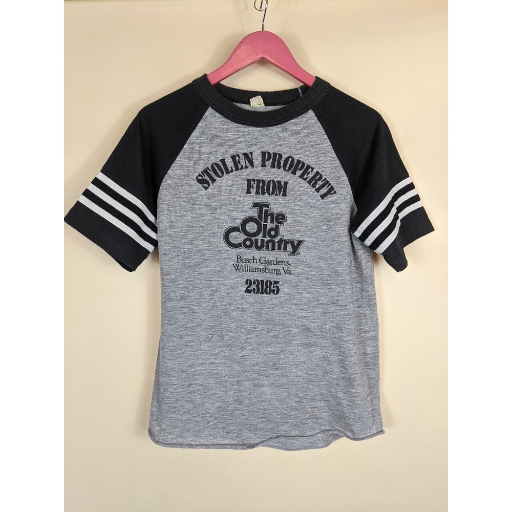 Vintage 1970s Busch Gardens The Old Country Raglan T-shirt Novelty Print Tee